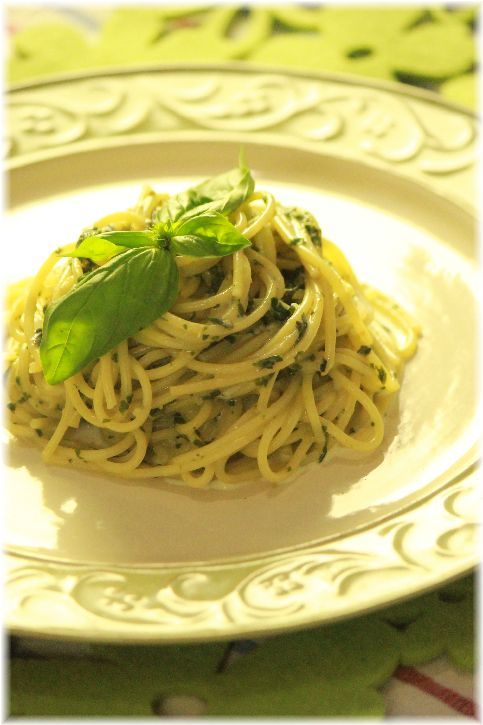 バジルのシンプルクリーミーパスタ。 と 献立。