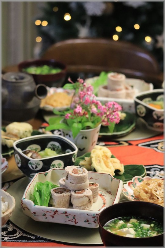 【レシピ・リンク】豚肉の梅紫蘇くるくる。と　献立。と　『馬刺し』は大学生から？？？