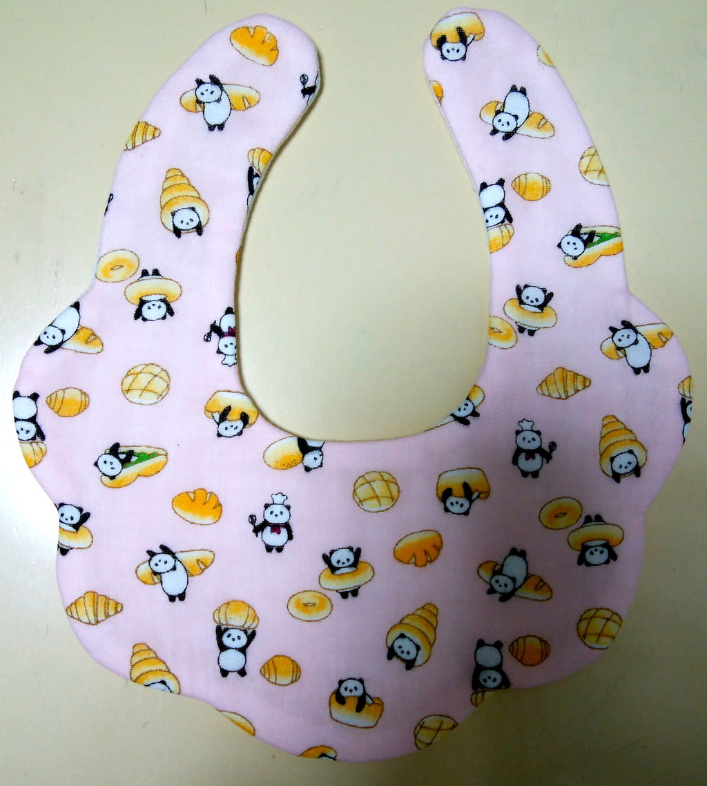 お花形のスタイ パンダとパン ピンク よみがえり工房のブログ 愛着品の再生 衣服のリフォーム リメイク