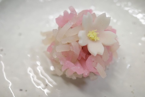 R0000303