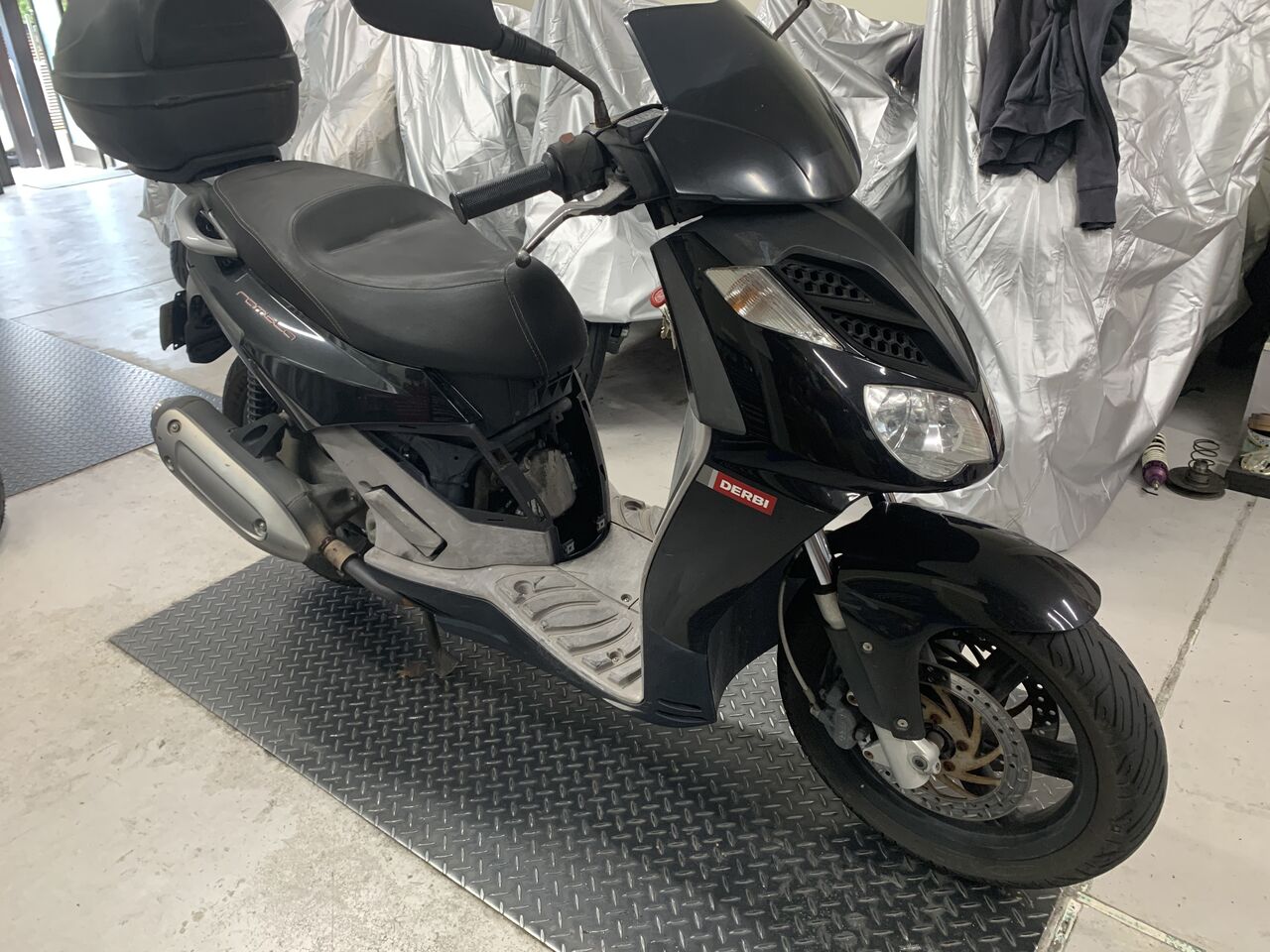 デルビ ランブラ250 IE スロットルボディー交換＆駆動系の修理（数 