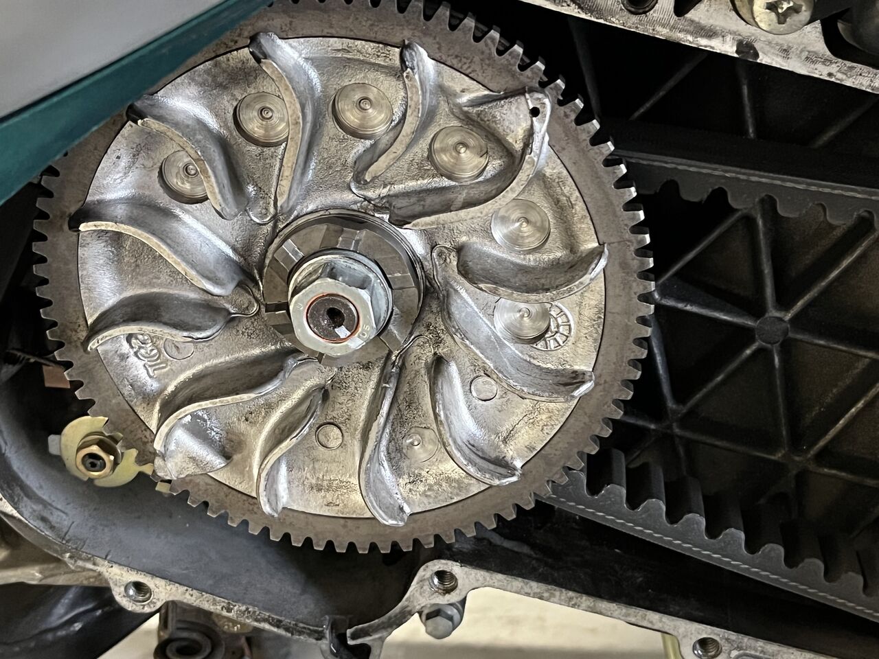 ピアジオ ヘキサゴン150 水冷2ストエンジン 初爆確認のみ 鍵・書類あり ピアジオ ヘキサゴン150 水冷2ストエンジン 初爆確認のみ 鍵・書類あり