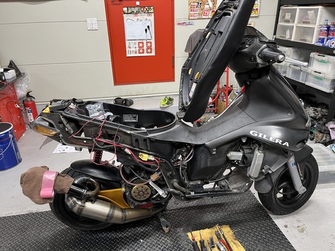 NEW！！在庫車両の紹介 ジレラ ランナーFXR180×2台！！ : カスタム