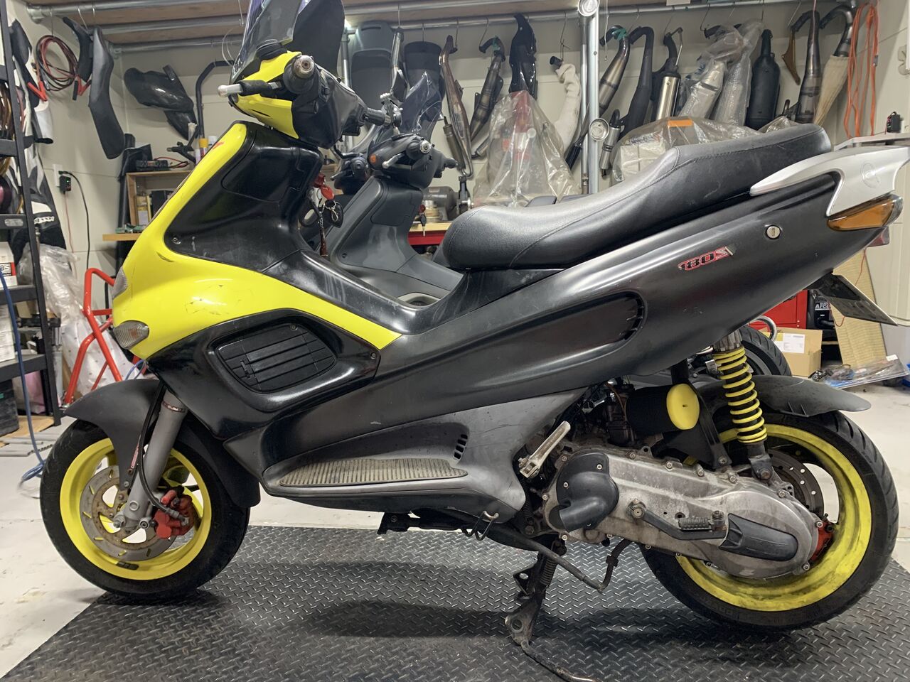 ジレラランナー180（2スト！） Super fast] Gilera Runner 180SP. The water-cooled 2-stroke