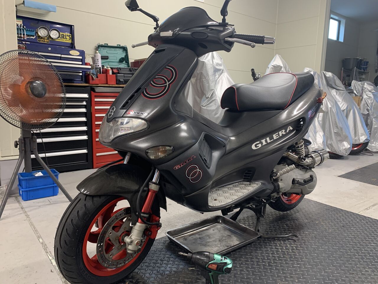 ジレラ ランナー FXR180 ガソリン漏れ お漏らしですね