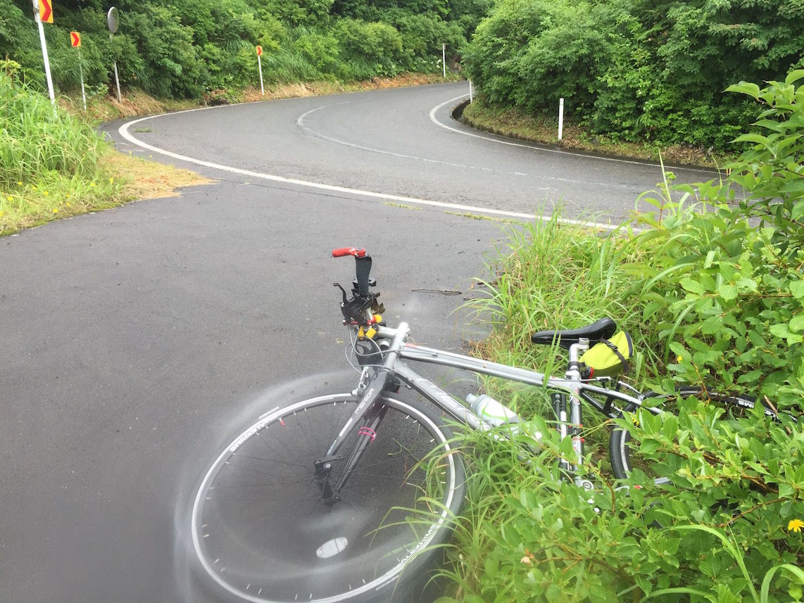何故自転車の空気圧が異様に高いのか