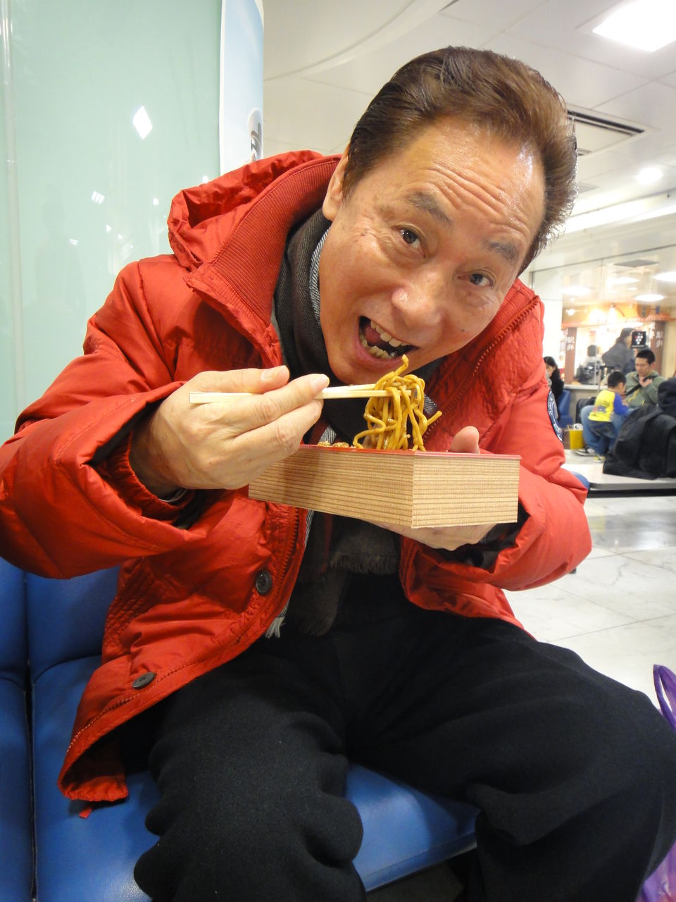 駅弁 つゆ焼きそば弁当 ヨネスケの駅弁 空弁 食べて答弁