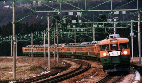 71dde7cd-s.jpg