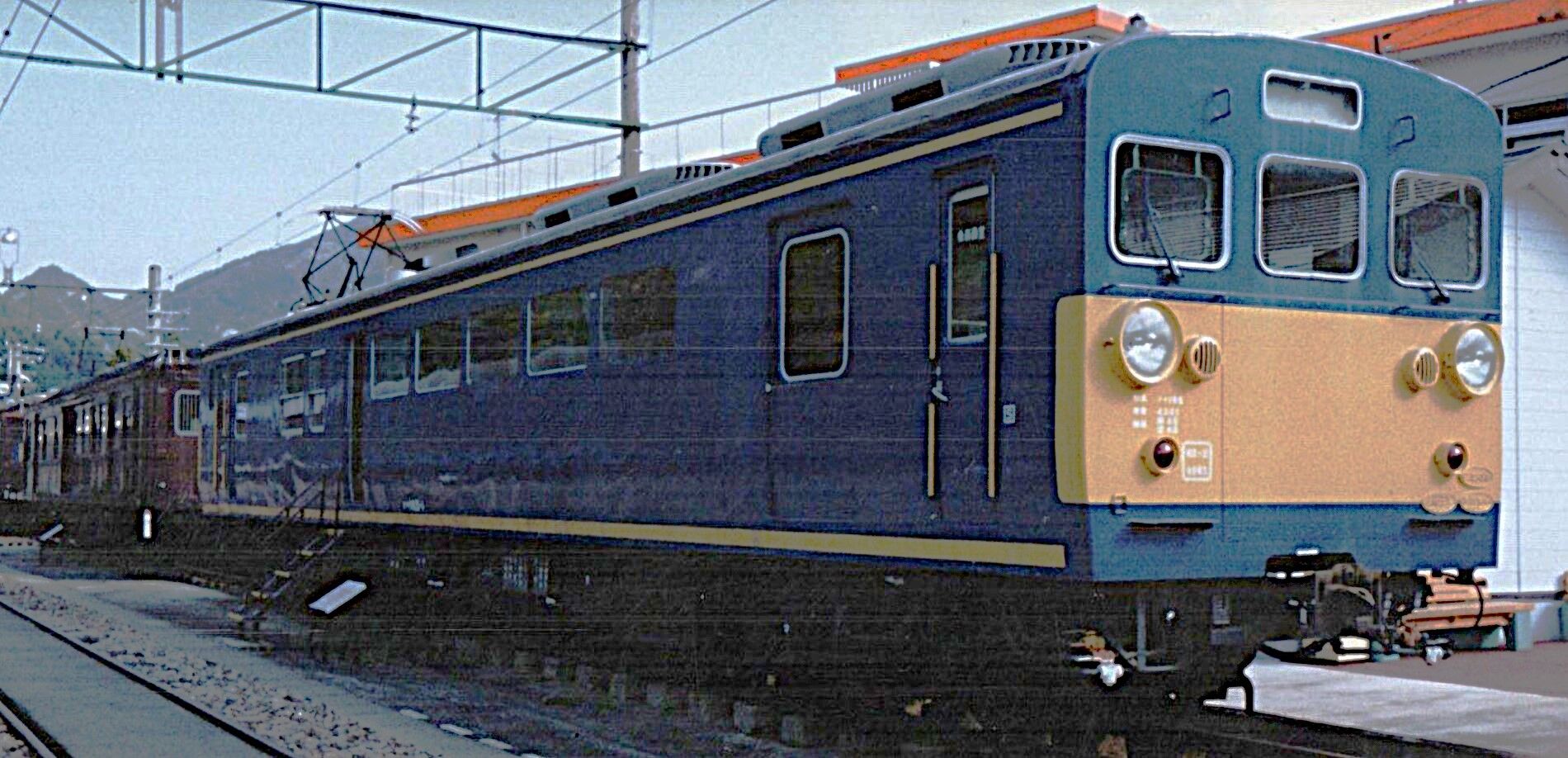 魅惑の珍車「クヤ165」事業用車【名カキ】～室内に制御機器類がある無
