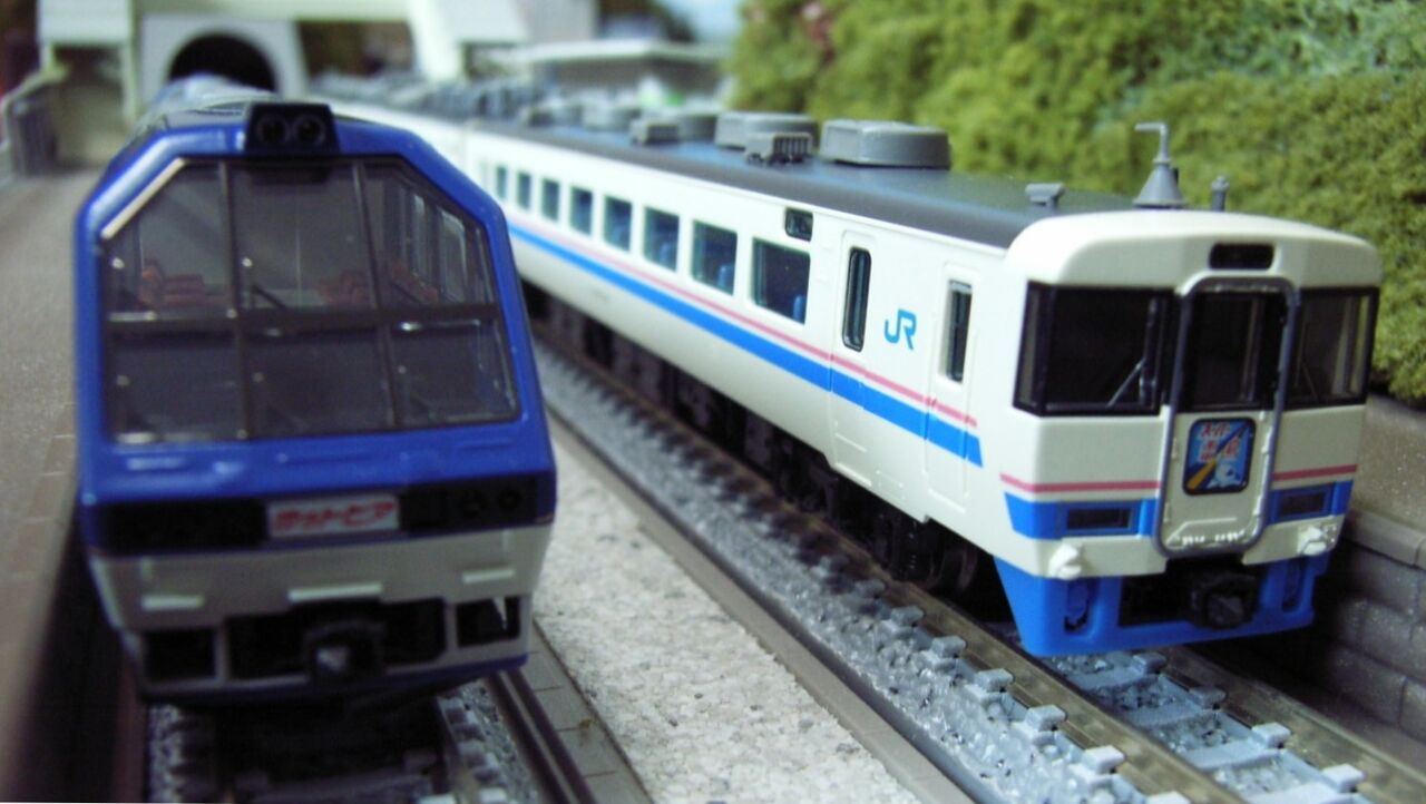 思い出のスナップ・485系 特急「スーパー雷鳥」号 : 波浪規定の部屋