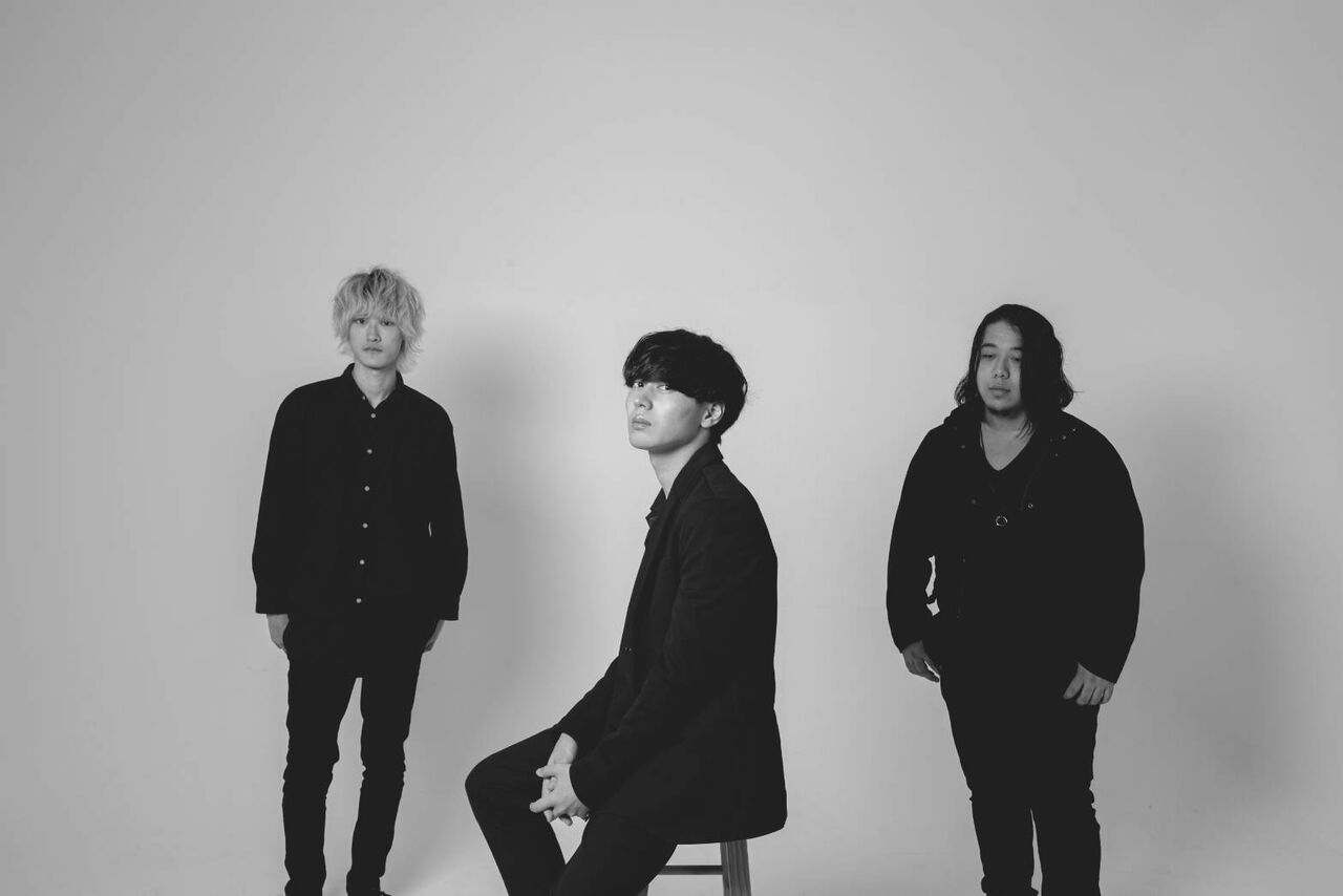 人気急上昇中バンドの再生回数no 1 Absolute Area 遠くまで行く君に かたしん目録 かたログ