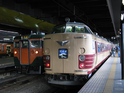 JR西日本183系電車