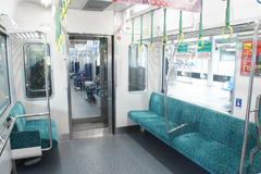 HS5700syanai_017