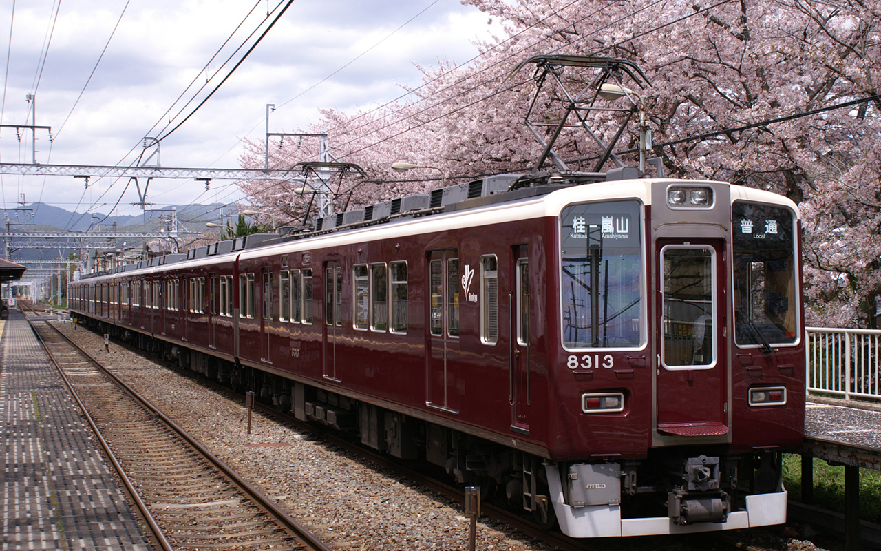 阪急電鉄8300系8304編成 快速特急「嵐山 おぐら」 壊す 阪急電鉄8300系8304編成 快速特急「嵐山 おぐら」 壊す