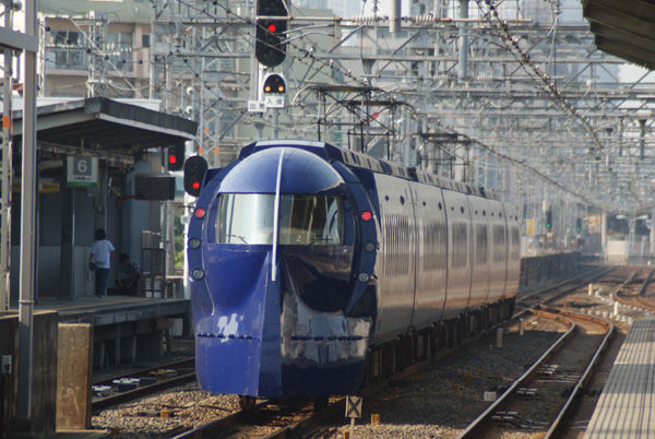 南海の看板列車空港特急ラピート : 関西中心の鉄道写真 南海の看板列車空港特急ラピート : 関西中心の鉄道写真