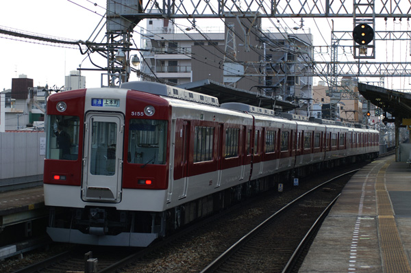 長距離を走る近鉄の通勤型電車 関西中心の鉄道写真