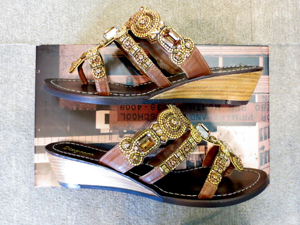 GRACE CONTINENTAL／メタルストーンサンダル : york BLOG [york co.,ltd.]