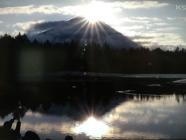 93AB9203-8D4F-44A4-8601-8F618824F657