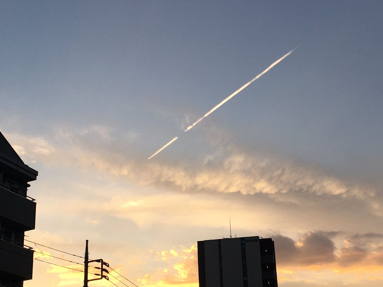 飛行機雲