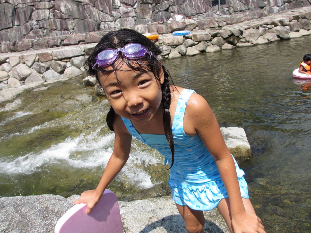 寧々と川遊びに行った Think About It 疾風怒濤の裏稼業 日頃のウサ晴らしやるぜ 寧々と川遊びに行った Think About It 疾風怒濤の裏稼業 日頃のウサ晴らしやるぜ