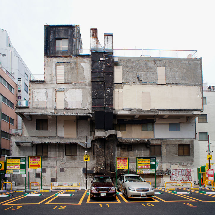 建築のヨコガオ なくなって見えるビルの隙間 Uenoブログ