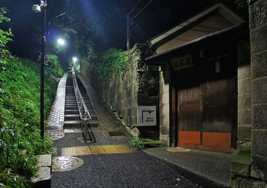 夜散歩のススメ0714 胸突坂の上から見る広がり 夜散歩のススメ 夜散歩のススメ0714 胸突坂の上から見る広がり 夜散歩のススメ