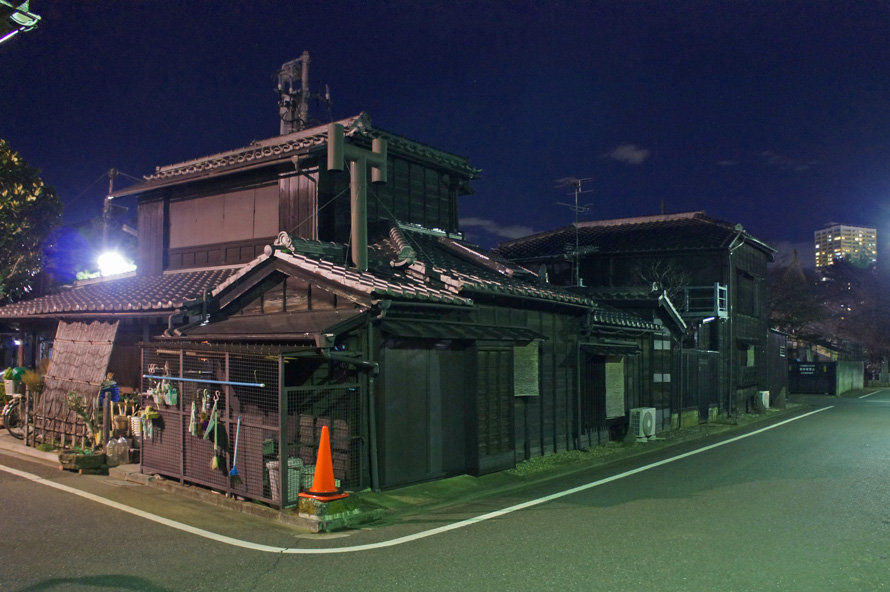 夜散歩のススメ1004 谷中霊園のふじむらや 夜散歩のススメ 夜散歩のススメ1004 谷中霊園のふじむらや 夜散歩のススメ