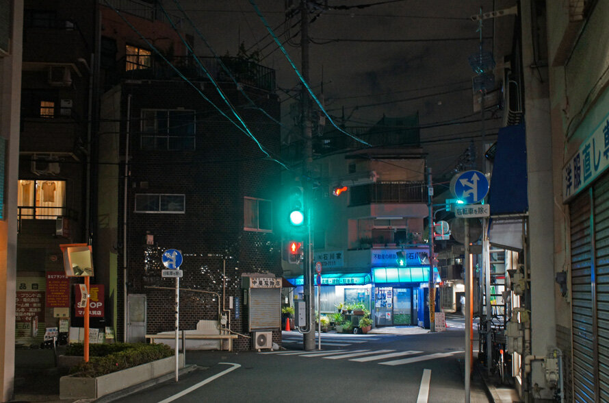 夜散歩のススメ2613 広がる 見えない 大の字五差路 夜散歩のススメ