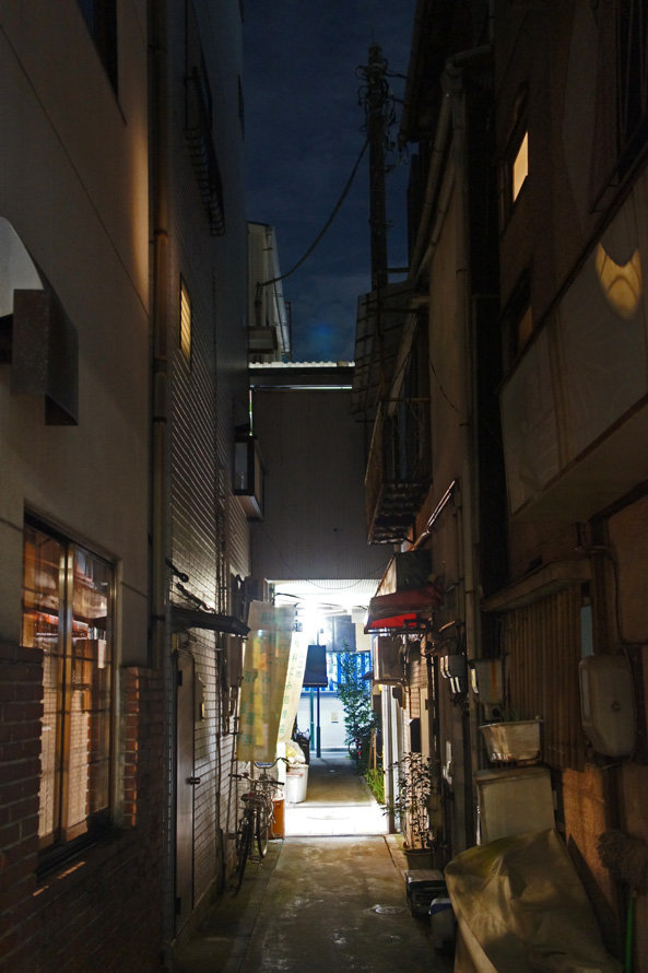 夜散歩のススメ1676 ダイヤ街のウラガワ 路地裏 夜散歩のススメ 夜散歩のススメ1676 ダイヤ街のウラガワ 路地裏 夜散歩のススメ