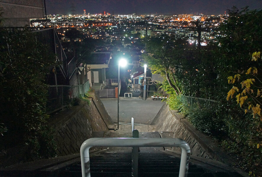 夜散歩のススメ2926 6曲がり道を貫く階段 夜散歩のススメ 夜散歩のススメ2926 6曲がり道を貫く階段 夜散歩のススメ