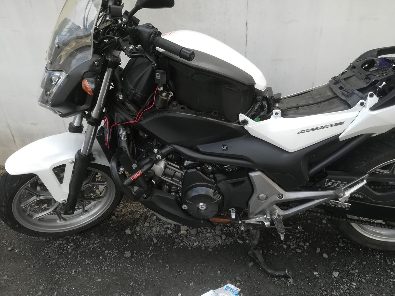 エアクリーナー交換 25 230km のっそりライダーどこへ行く Nc750sで旅に出る エアクリーナー交換 25 230km のっそりライダーどこへ行く Nc750sで旅に出る