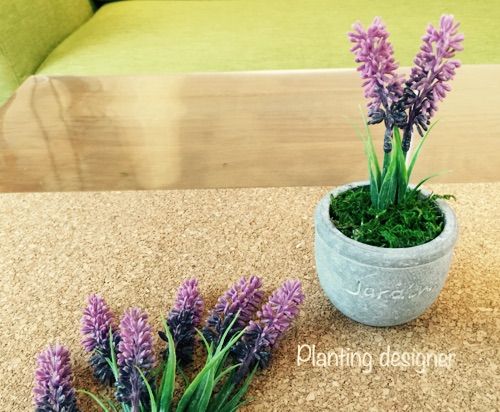 100均造花 ラベンダーの造花でムスカリのようなミニコンテナ 寄せ植えデザイナー Yukie Nishiyama