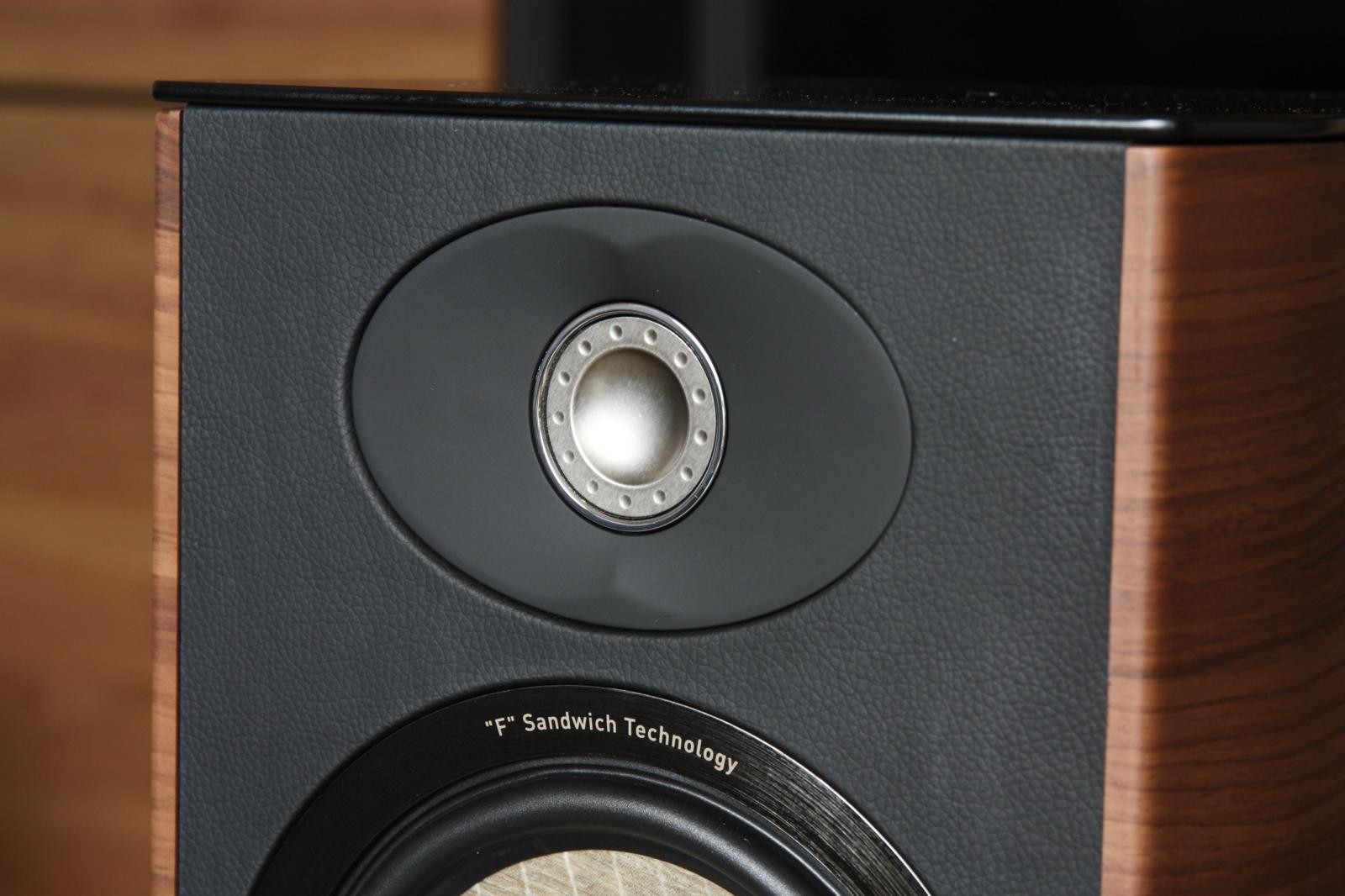 FOCAL Aria 906 レビュー : ブログというよりメモ FOCAL Aria 906 レビュー : ブログというよりメモ
