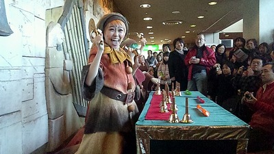 2011_12_18_12_43_04