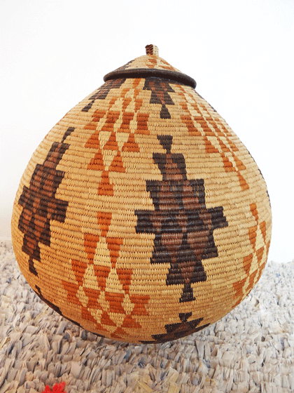 ●ズールーバスケット　南アフリカ共和国　横長型 ○ズールーバスケット 南アフリカ共和国 横長型 ズールー族のアフリカ
