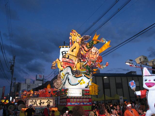 立佞武多 上杉謙信 立佞武多 上杉謙信