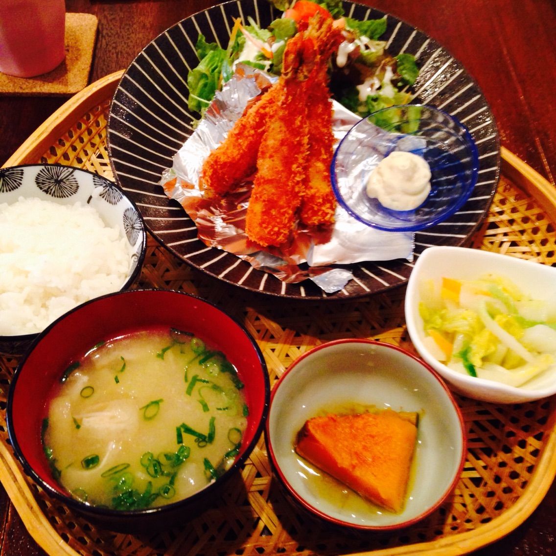 近く の 美味しい 定食 屋 さん