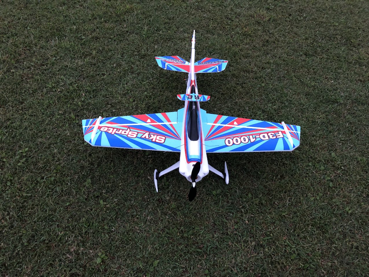 神戸発 F3D-1000 (EPO)ブルー PNP V2 - 組立キット(電動) 神戸発 F3D-1000 (EPO)ブルー PNP V2 - 組立キット(電動)