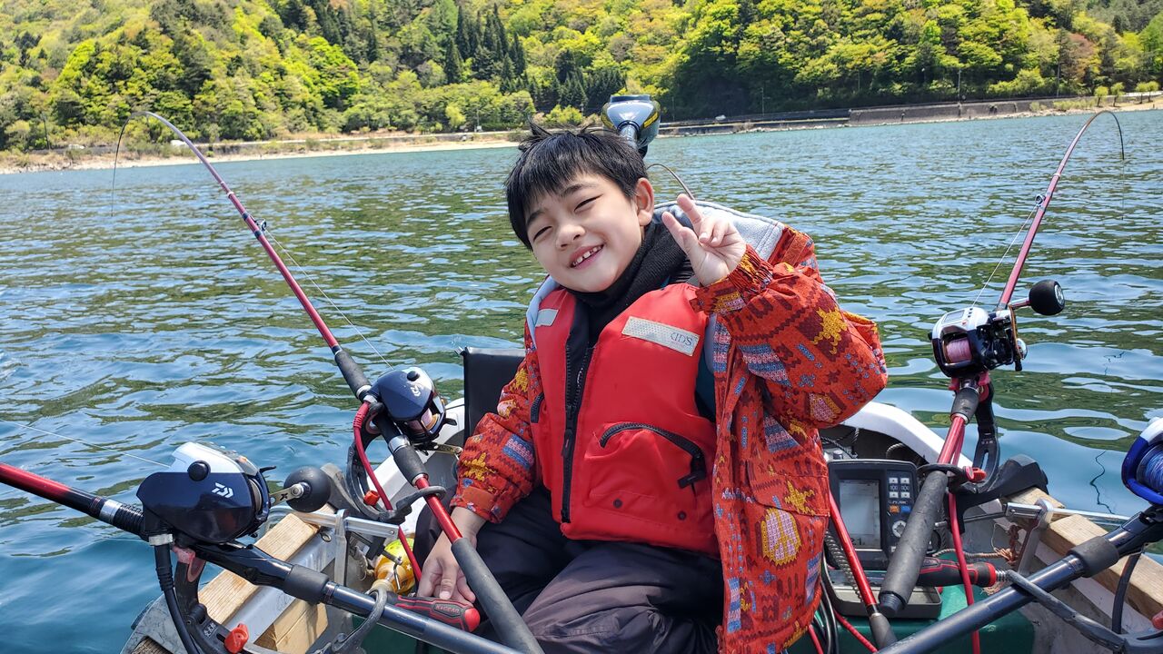 甲州の渓流釣りバカ日誌 22年 ヒメマス釣り 甲州の渓流釣りバカ日誌 22年 ヒメマス釣り