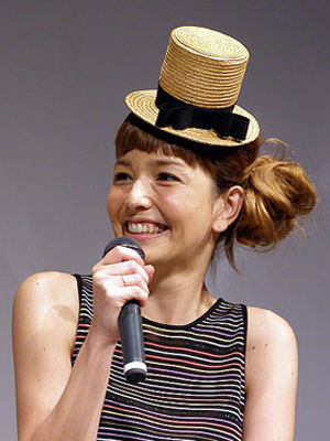 20130610-00000018-flix-000-4-view