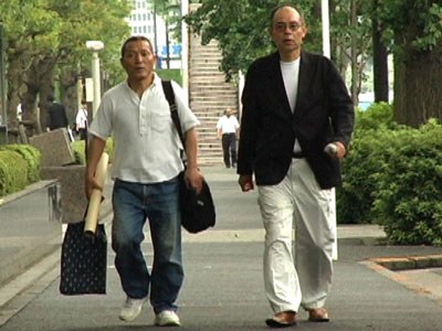 201105300353_l