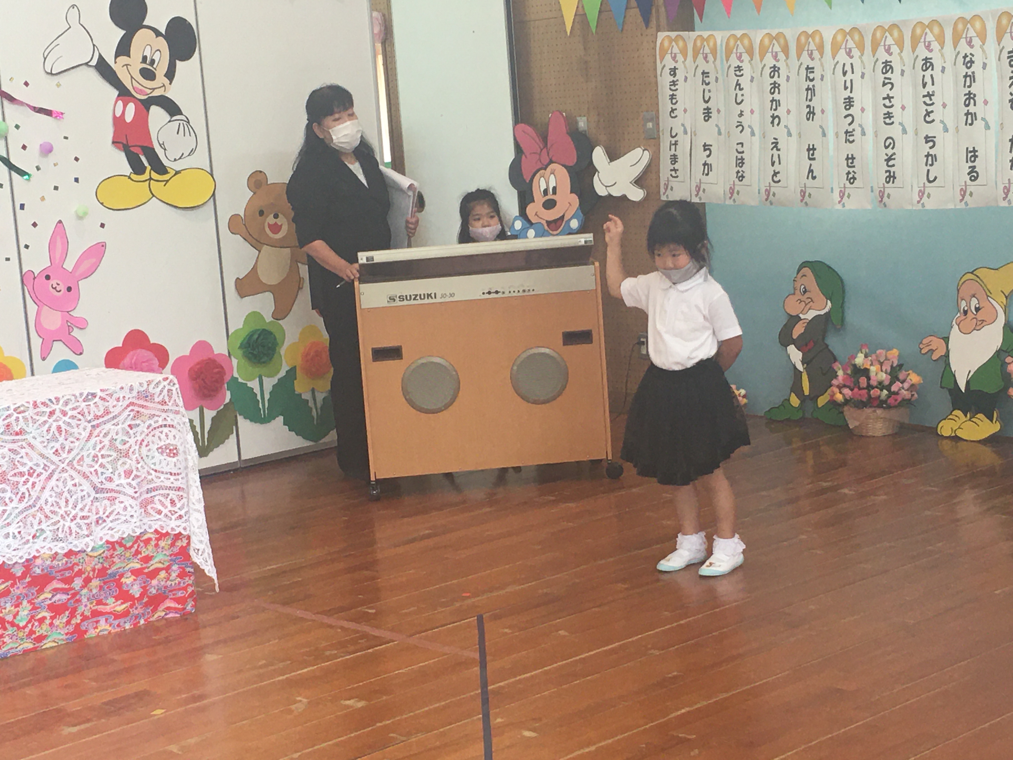 4 12 月 よなぐに幼稚園入園式 与那国町立与那国小学校ホームページ