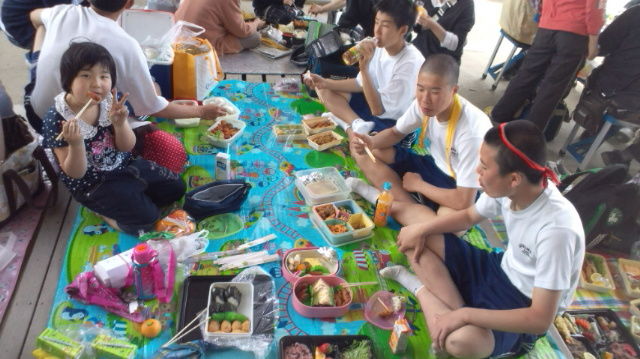 桜町中学校 運動会 呑み喰い処 Usuge うすげ