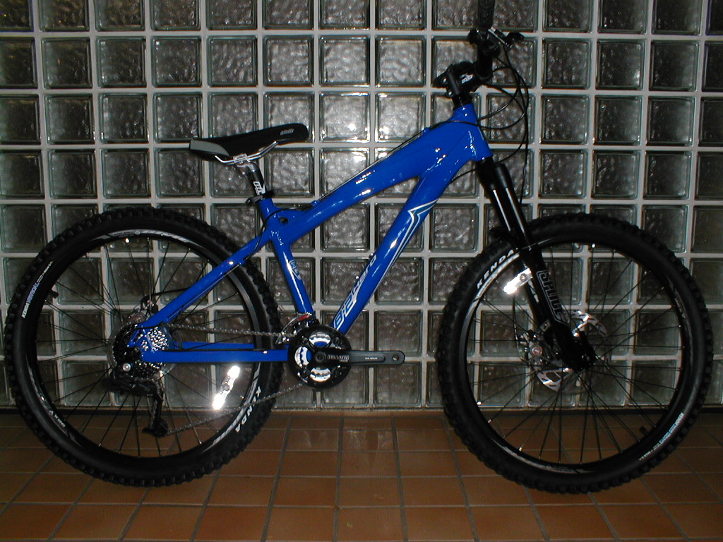 haro escape 8.3