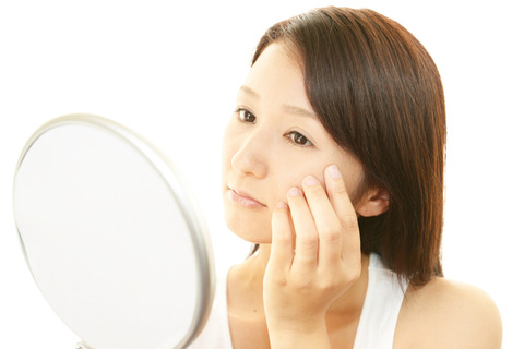 女性の肌はツルツルスベスベであるべきか！？