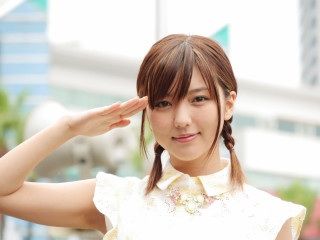 トリンドル玲奈、篠田麻里子、真野恵里菜8