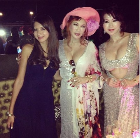 叶姉妹とのスリーショット