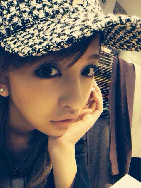 板野友美4