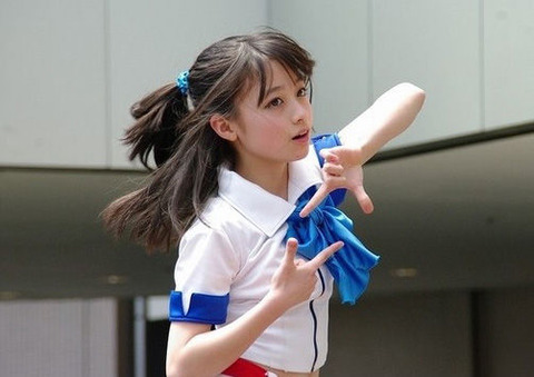 美女9