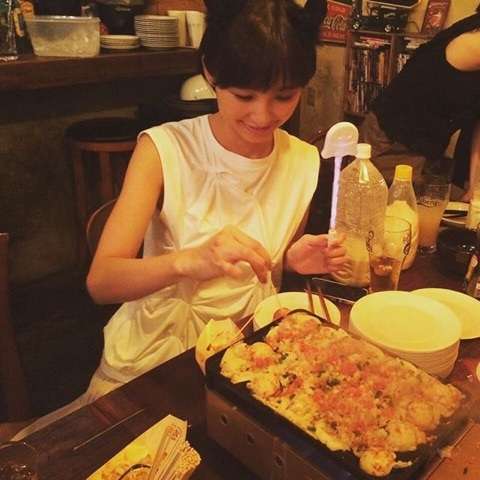 前田敦子高橋みなみ篠田麻里子6